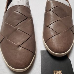 Brand New Frye Liz Woven flats shoes